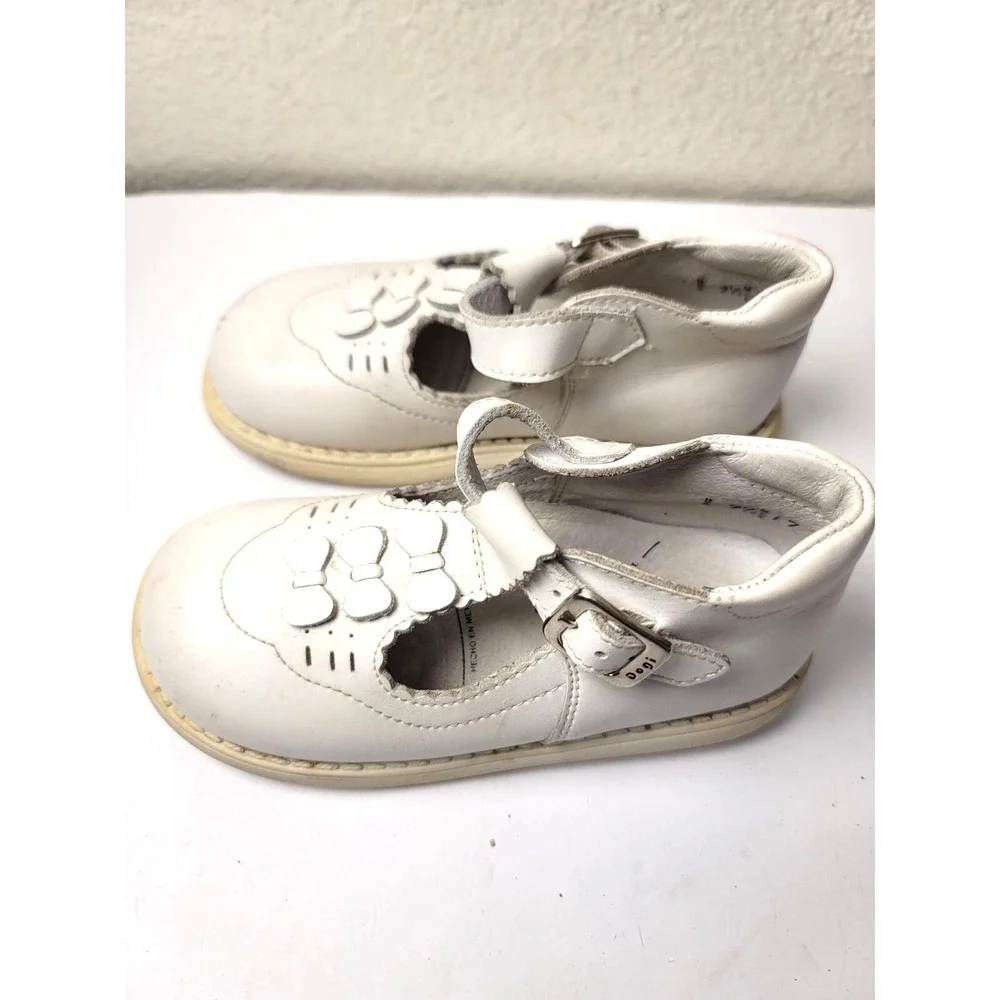 Vintage Dogi Toddler White Leather Buckled Mary Jane Shoes Bow Detail Size 17 US